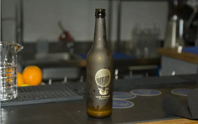 The First Beer Made from AIR! mamabox.sg
